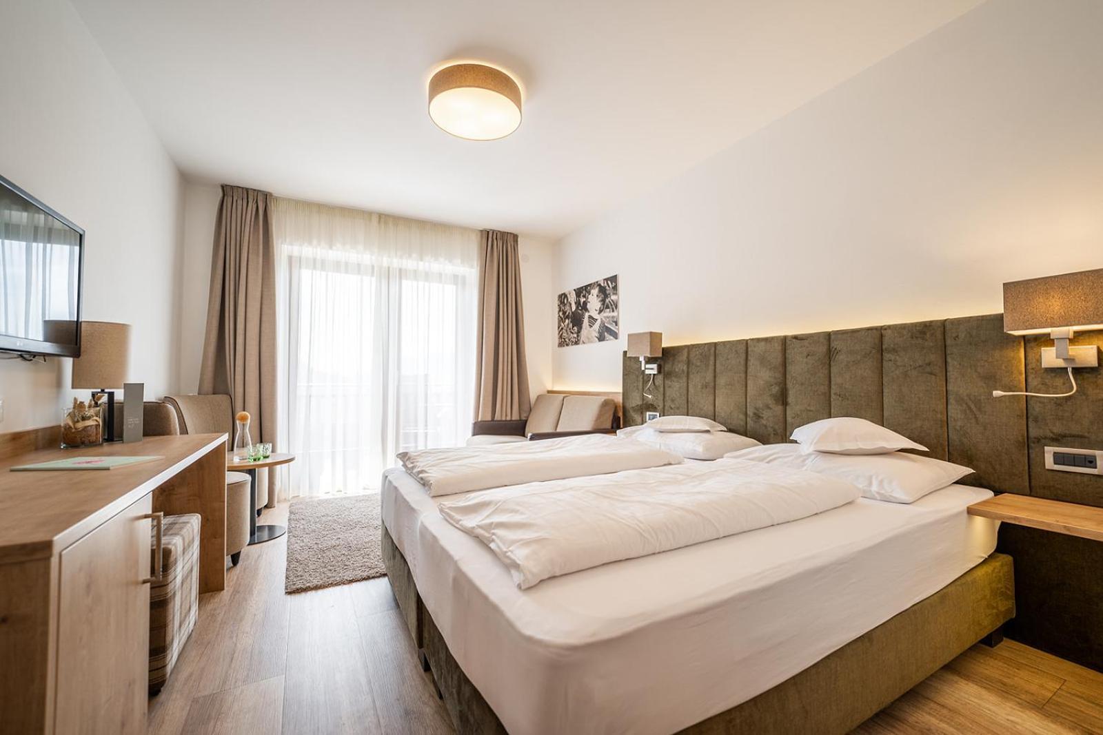 Hotel Brunnhofer Tirolo Dış mekan fotoğraf