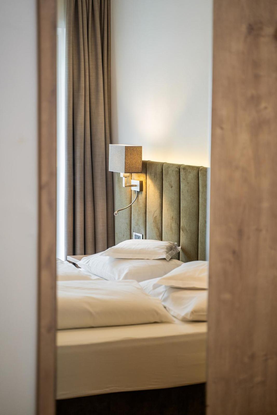 Hotel Brunnhofer Tirolo Dış mekan fotoğraf