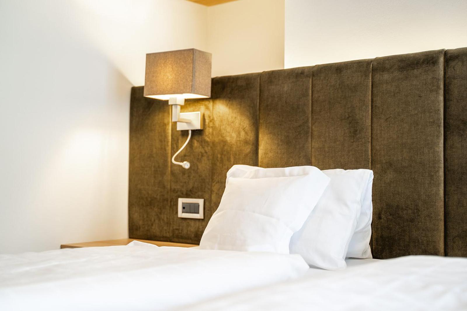 Hotel Brunnhofer Tirolo Dış mekan fotoğraf